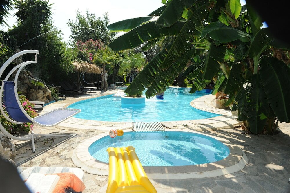 Фото Hotel Kalithea