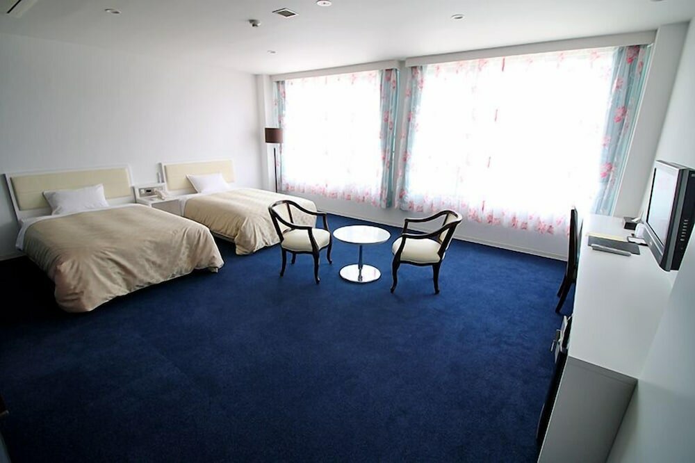 Фото Lakeside Hot Spring Hotel Kunibiki