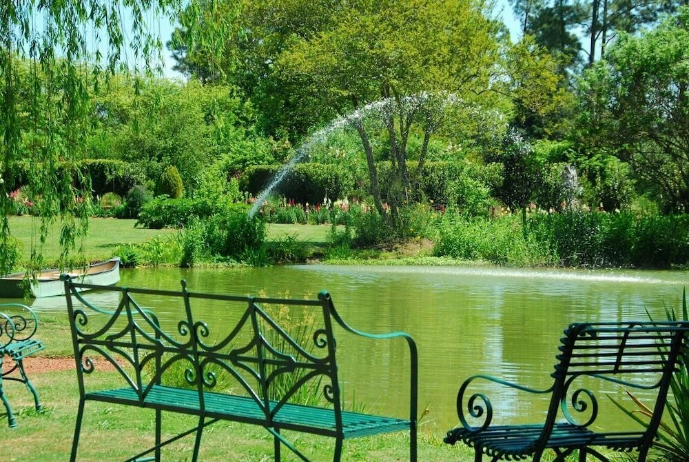 Фото The Inn at the Crossroads