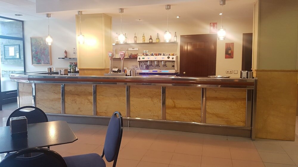 Фото Hotel Arcea Villaviciosa