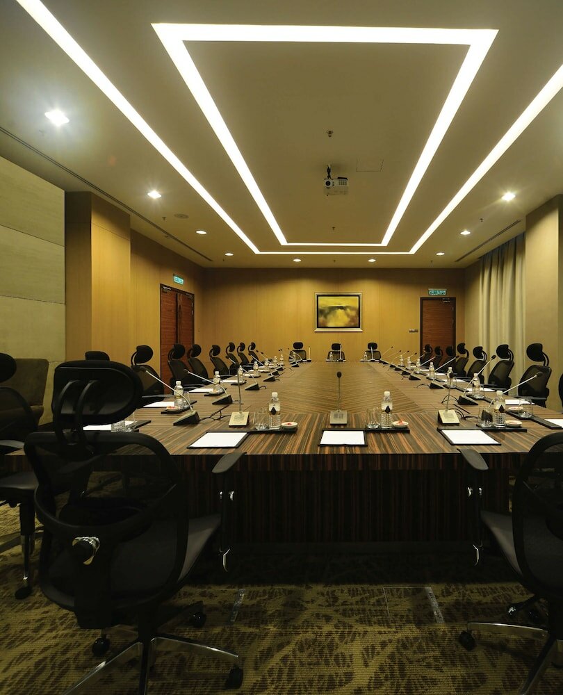 Фото The Light Hotel Penang