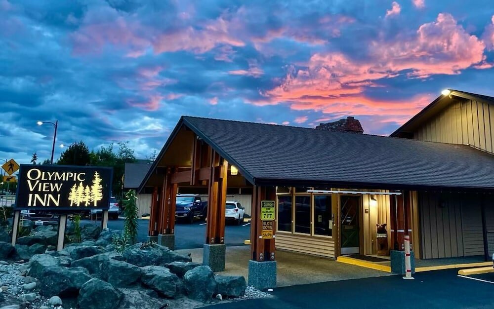 Фото Olympic View Inn