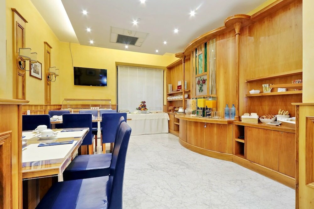 Фото Hotel Camelia