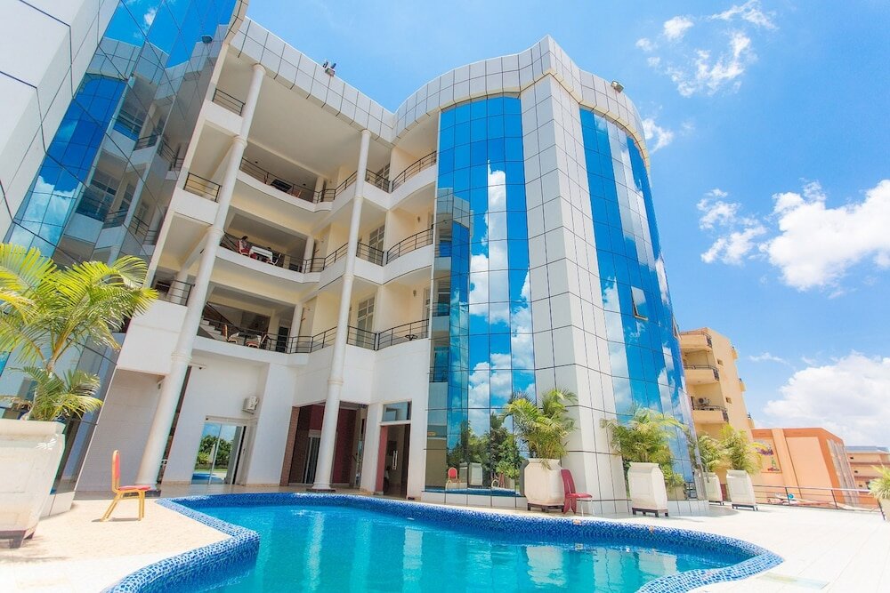 Фото The Mirror Hotel