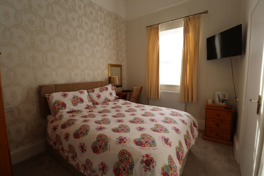 Фото Raincliffe Hotel