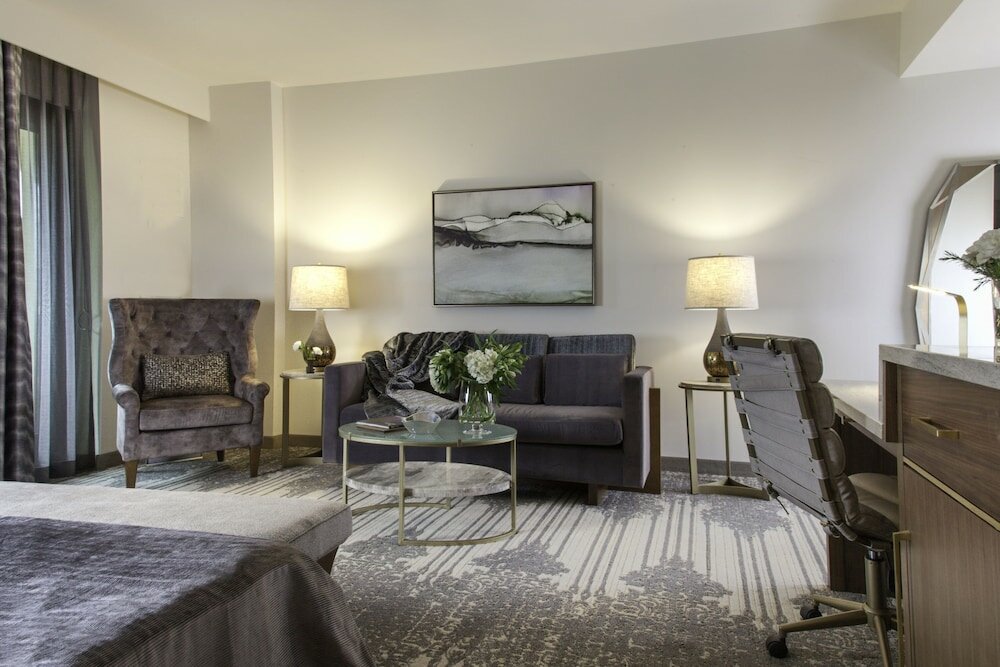 Фото Legacy Resort Hotel & SPA