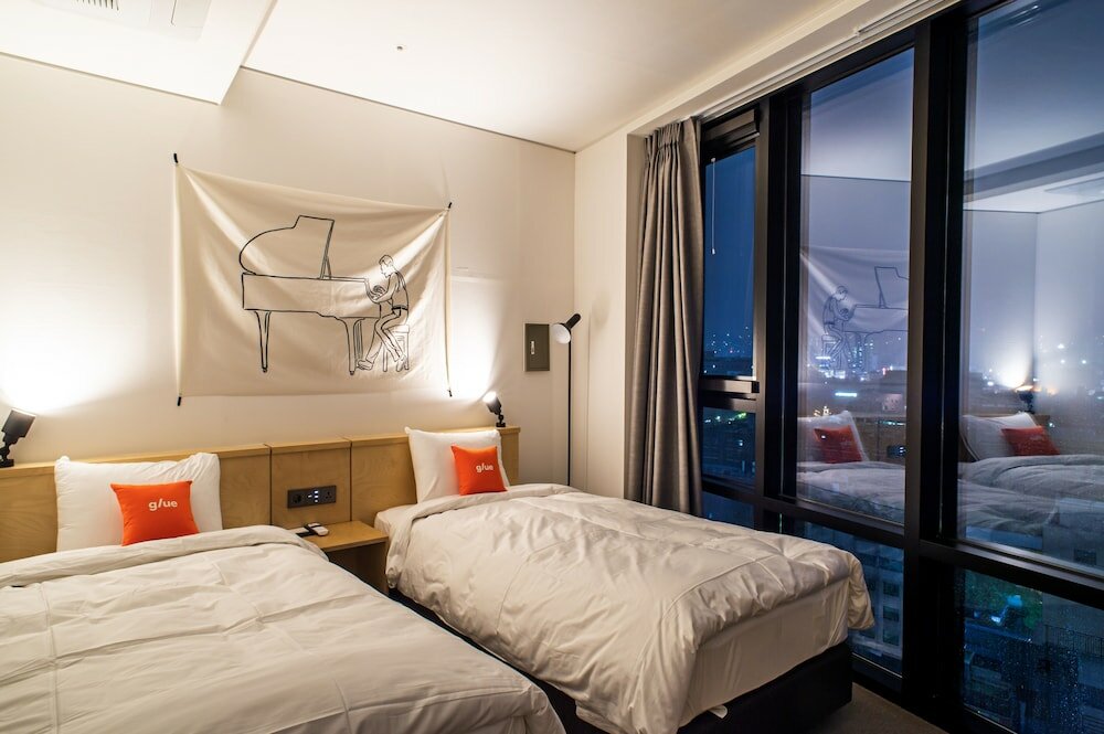 Фото Glue Hotel