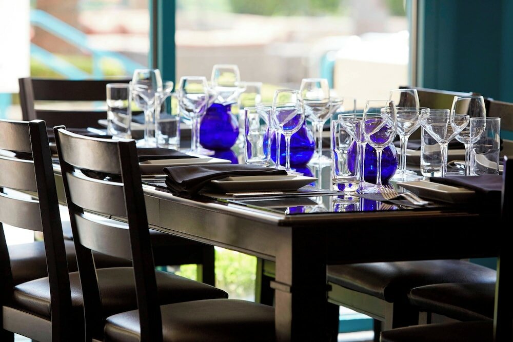 Фото Costa Mesa Marriott