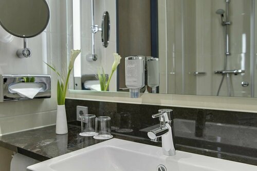 Внешний вид отеля IntercityHotel Bonn в Бонне, фото 5