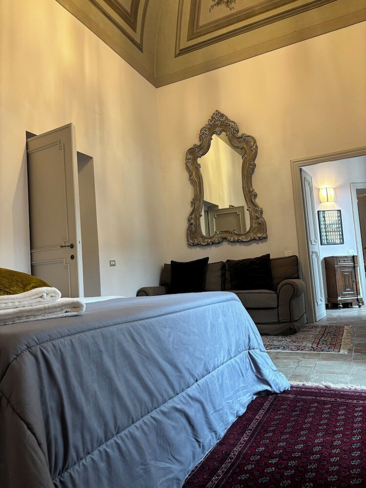 Фото The Roman Empire Guesthouse