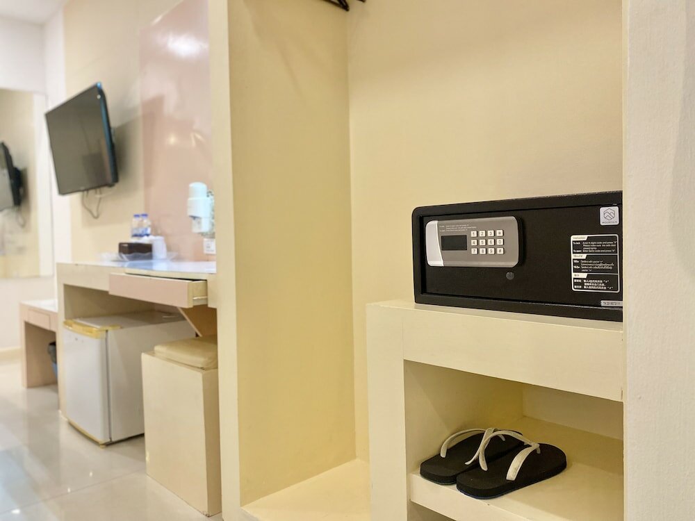 Фото Tuana Patong Holiday Hotel