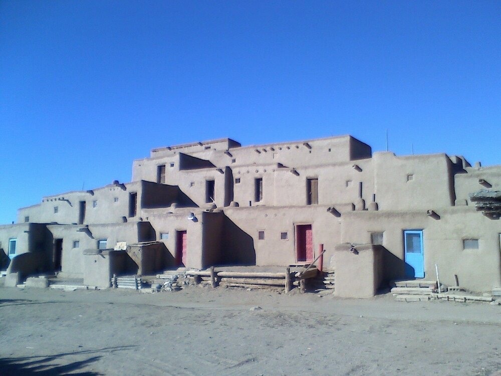 Фото Sagebrush Inn & Suites