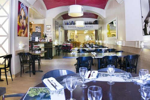 Внешний вид отеля Hotel Pinxo в Санта-Колома-де-Фарнерсе, фото 5