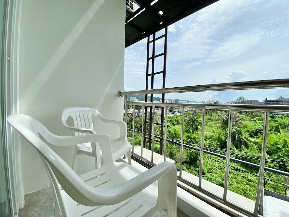 Фото Tuana Patong Holiday Hotel