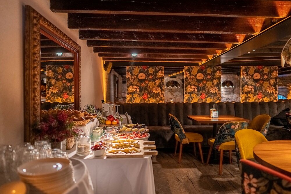 Фото Hotel Lobby Room