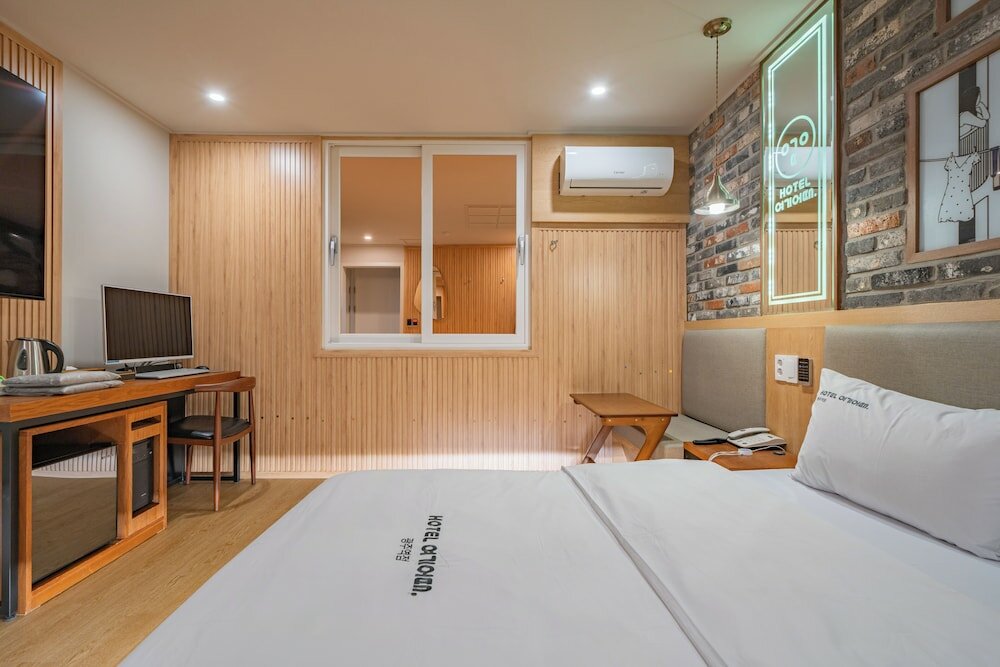 Фото Hotel Yeogiuhtte Gwangju Station