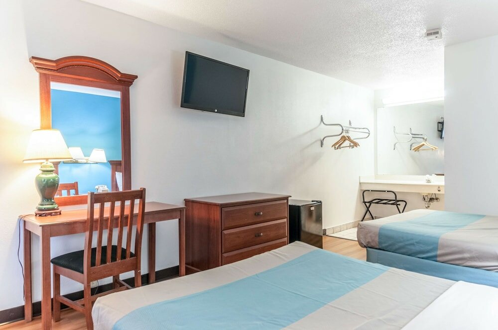 Фото Motel 6 Southgate, Mi - Detroit