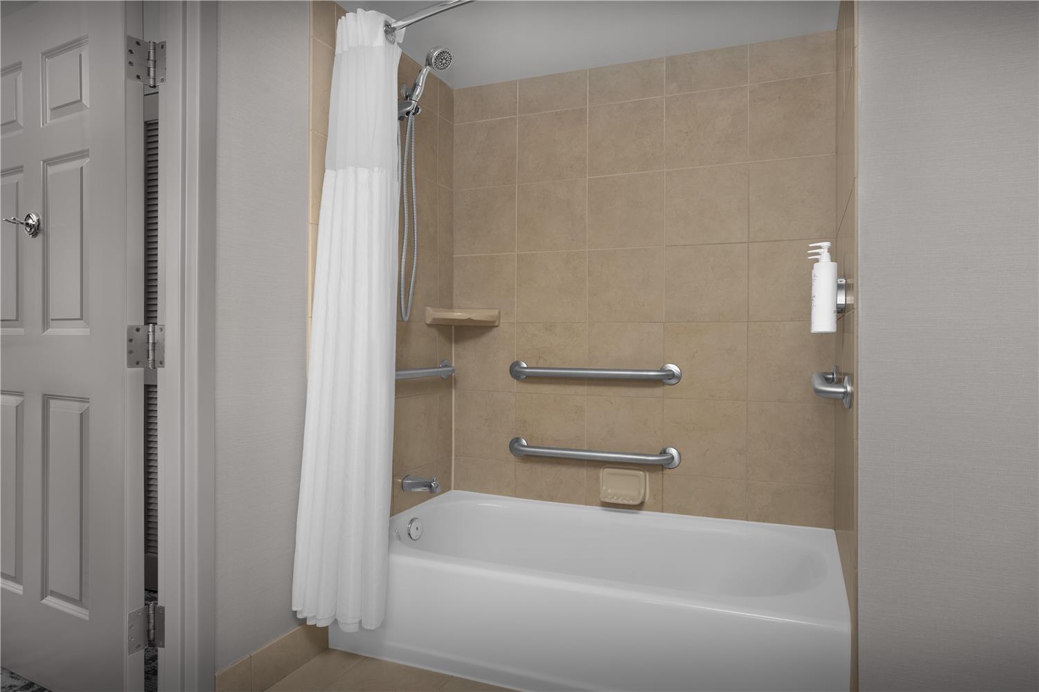 Фото Hilton Garden Inn Denver/Highlands Ranch