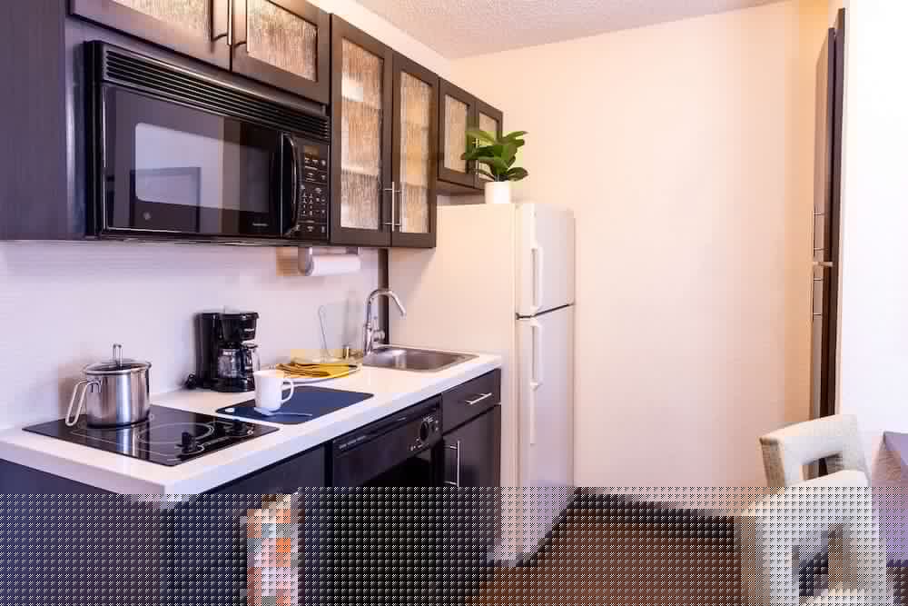 Фото Sonesta Simply Suites Denver West Federal Center