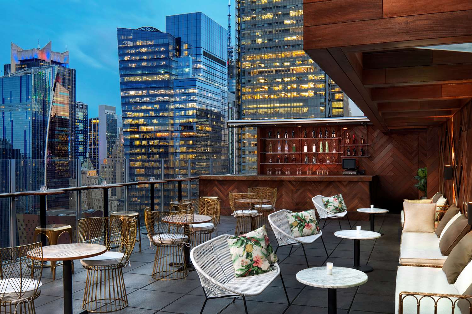 Фото DoubleTree by Hilton New York Times Square West
