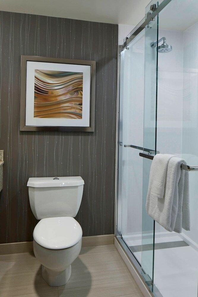 Фото Courtyard by Marriott Albany Thruway