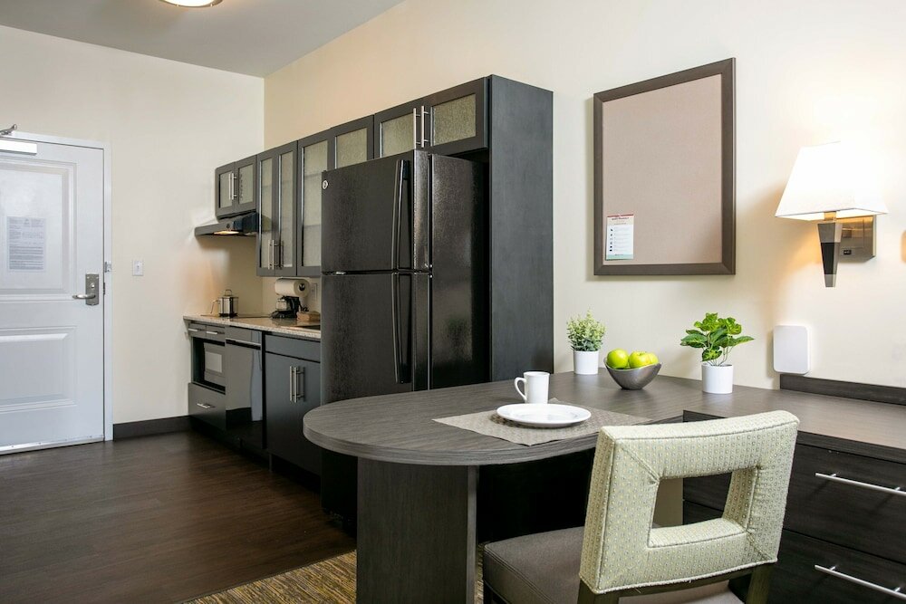 Фото Candlewood Suites Jacksonville - Mayport, an Ihg Hotel