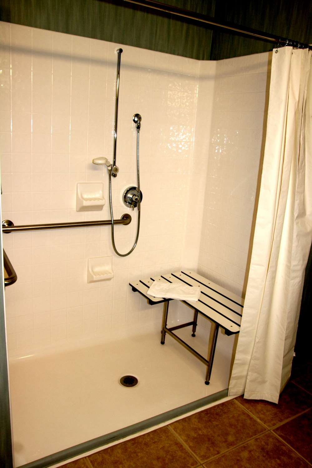 Фото Hampton Inn & Suites Folsom