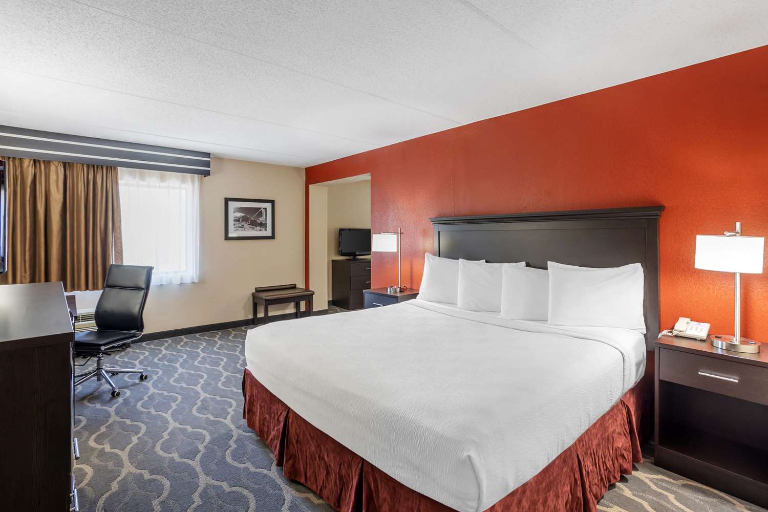 Фото Best Western Inn At Blakeslee-pocono