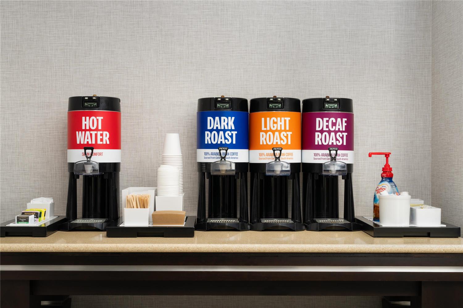 Фото Hampton Inn Chambersburg