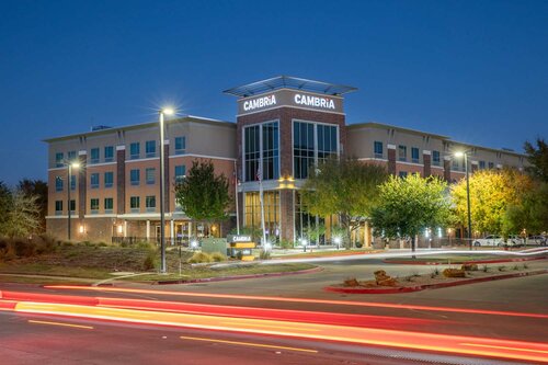 Внешний вид отеля Cambria Hotel Plano Frisco в Плэно, фото 3