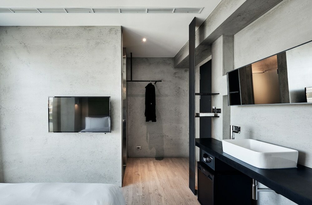 Фото Waterfront Hotel