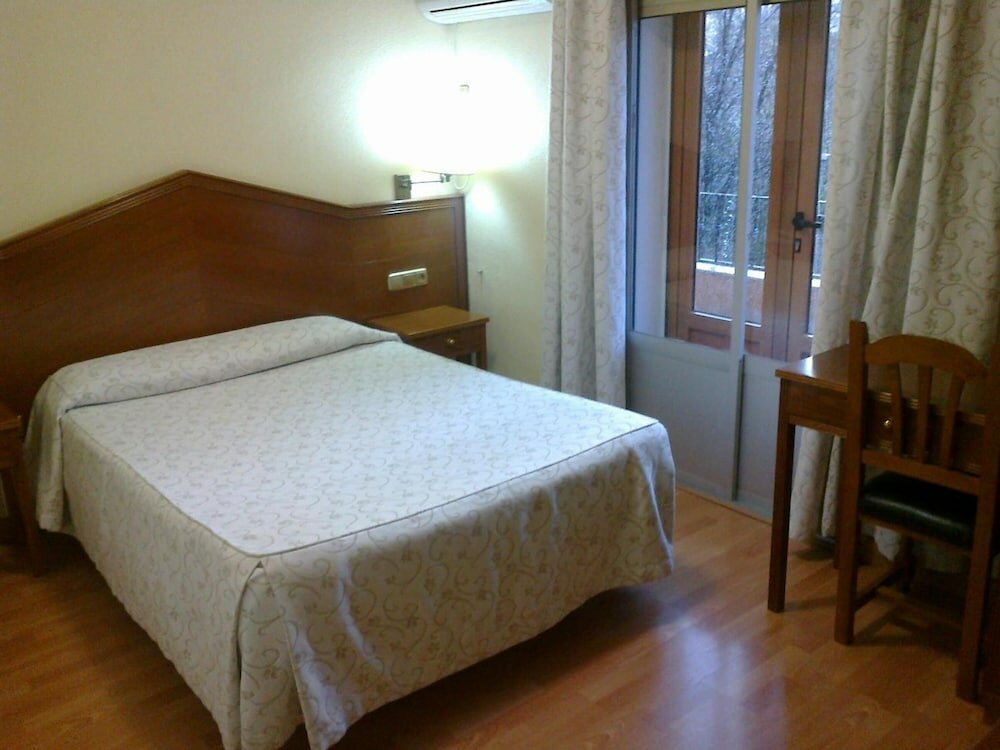 Фото Hotel Anabel Baza