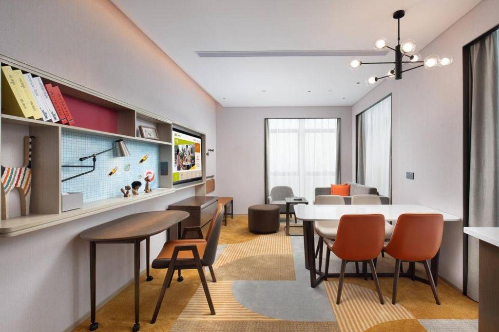 Фото Home2 Suites by Hilton Fouzhou Cangshan