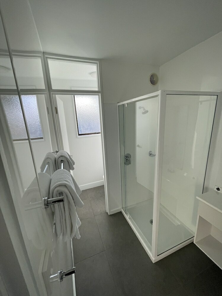 Фото Carnmore Hagley Park