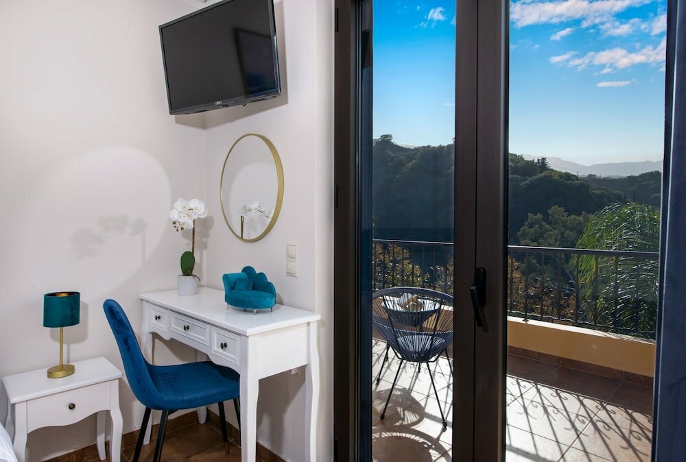 Фото Serenity River Villa