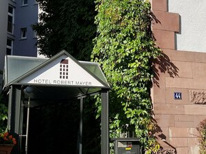 Гостиница Hotel Robert Mayer