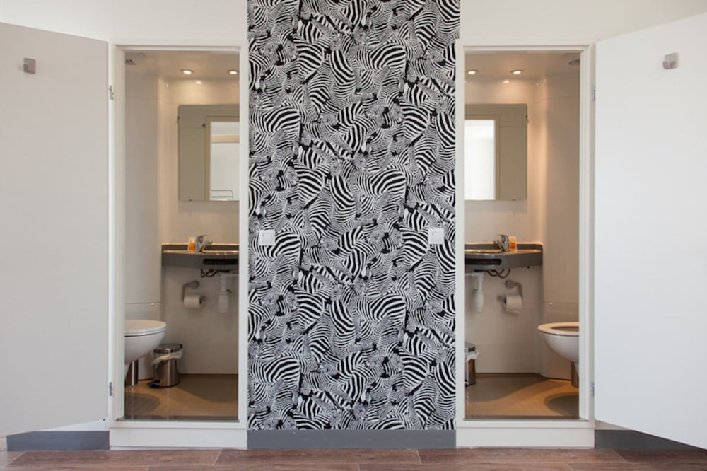 Фото St Christopher's Budget Hotel Paris