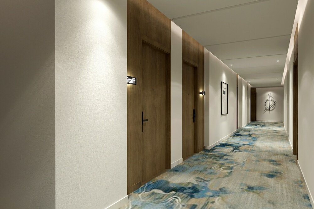 Фото Four Points by Sheraton King Abdulaziz Road