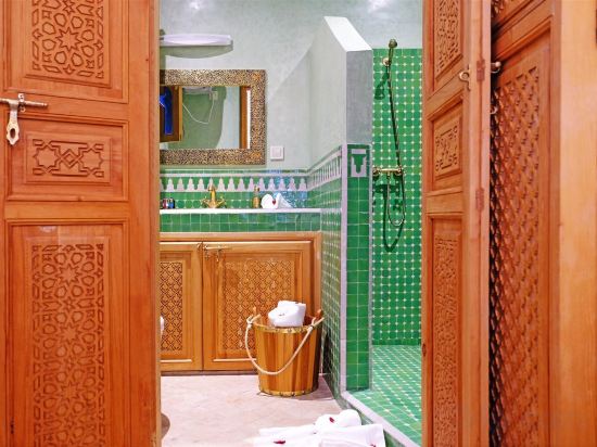 Фото Riad Zanouba