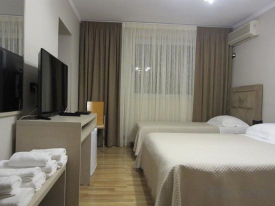 Фото Freddy's Hotel