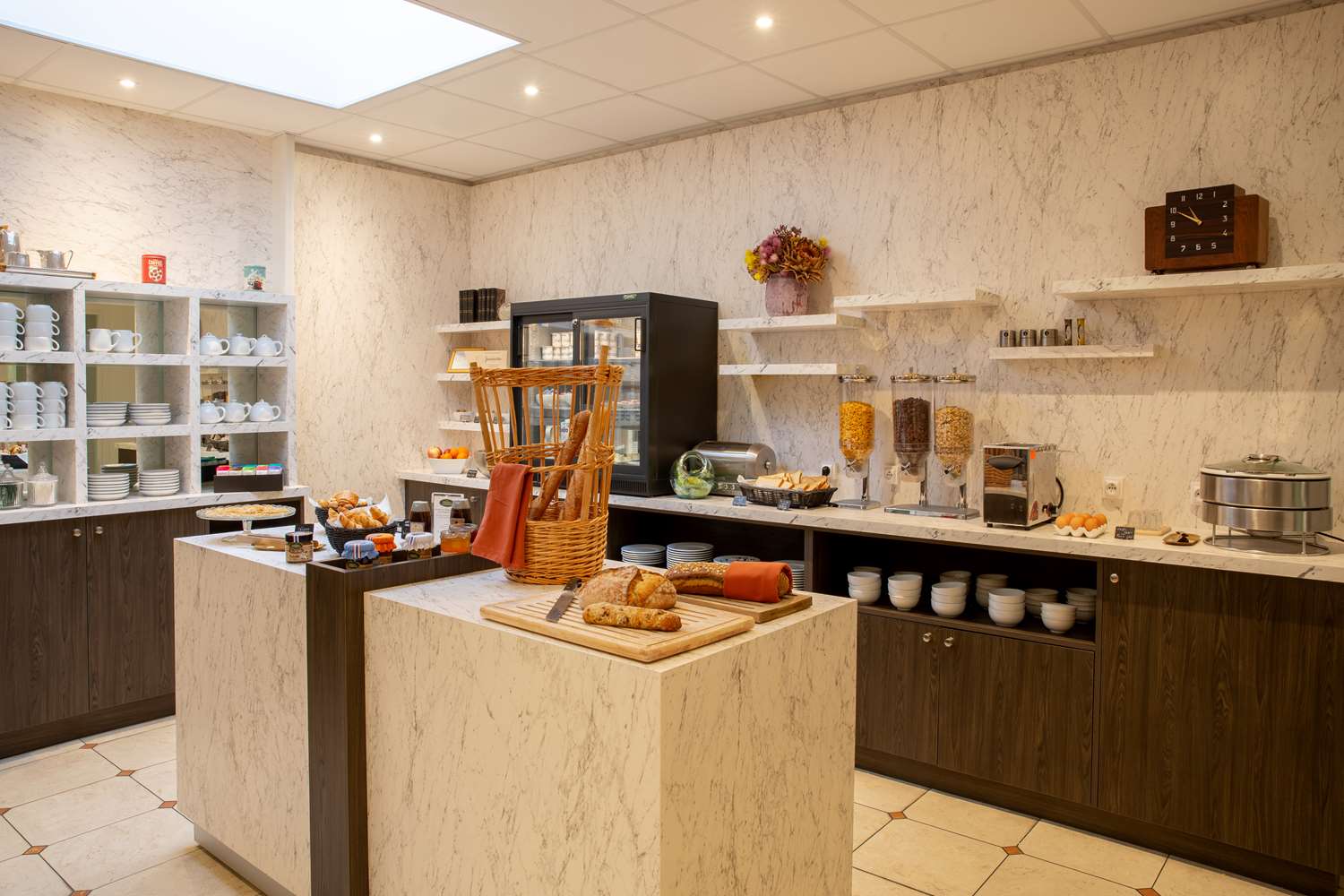 Фото Best Western Royal Hotel Caen