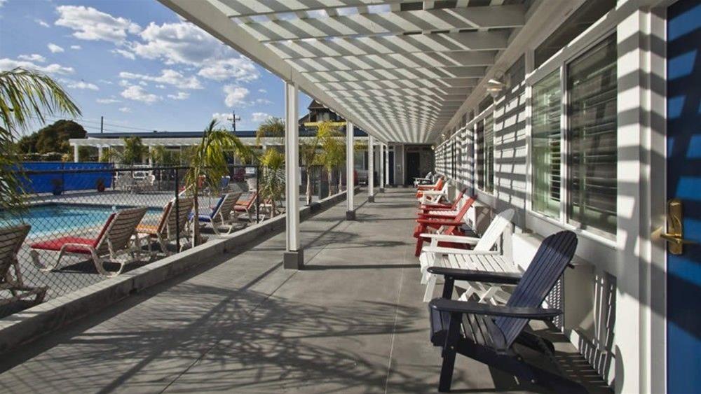 Фото Beach Street Inn and Suites