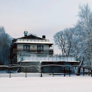 Хюгге на озере