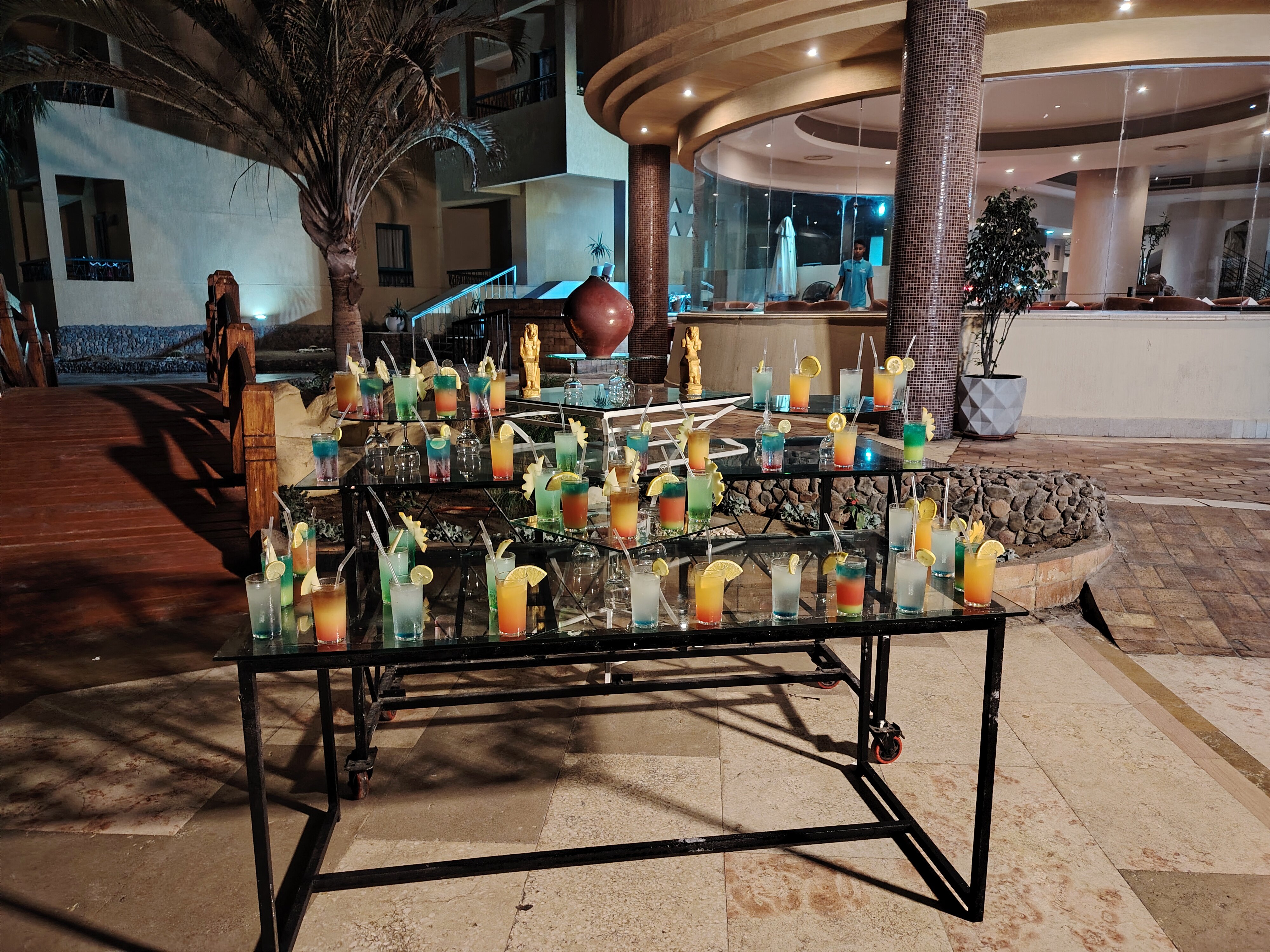 Фото Eagles Downtown Zahabia & Beach Resort