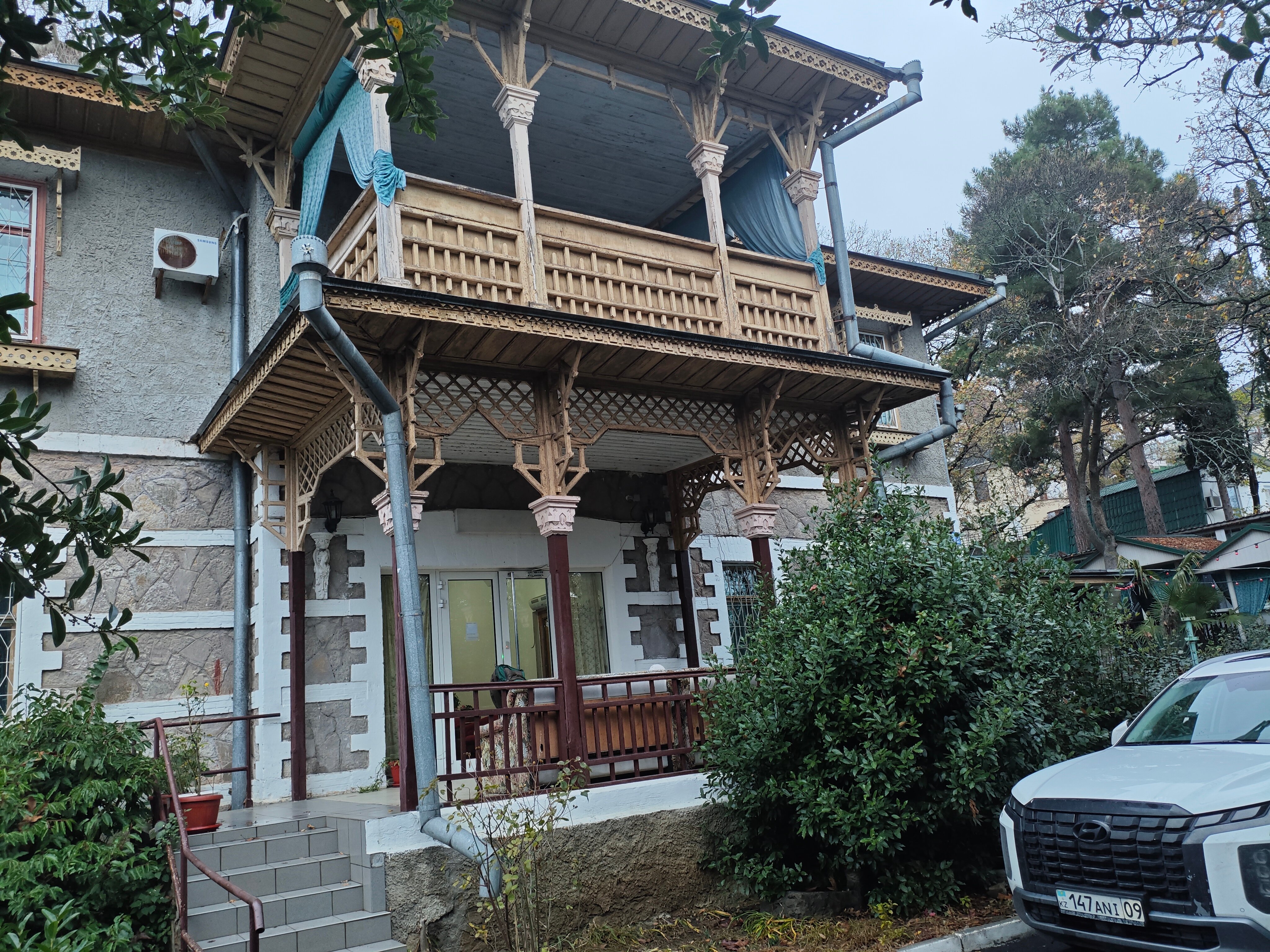 Фото отеля 1