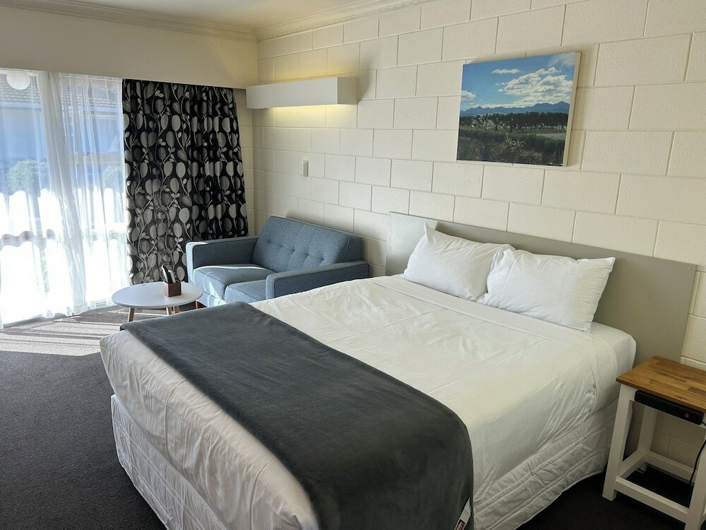 Фото Montana Lodge Motel