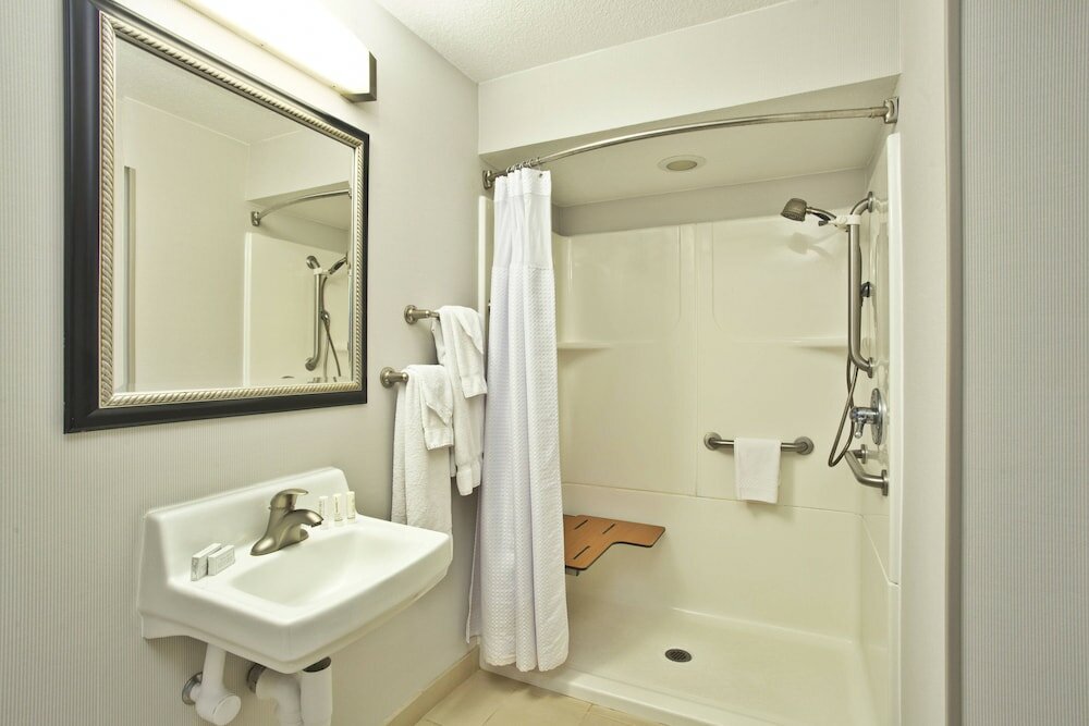 Фото Courtyard by Marriott Gulfport Beachfront