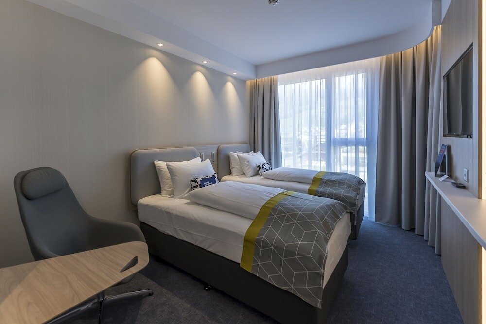 Фото Holiday Inn Express Luzern - Kriens, an Ihg Hotel