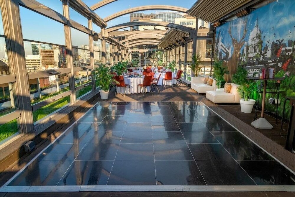 Фото DoubleTree by Hilton London - Tower of London