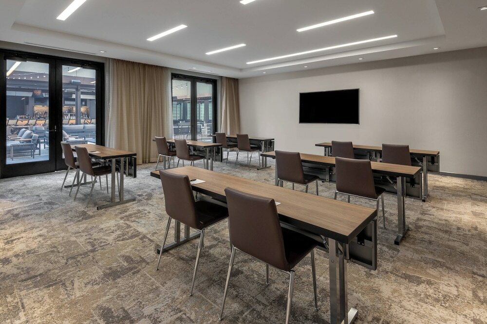 Фото Ac Hotel by Marriott Atlanta Midtown